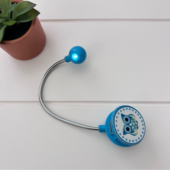 Clip on booklight - Picture 3 of 4